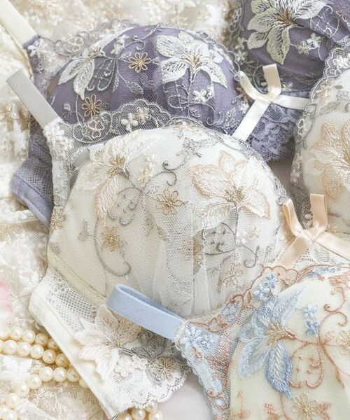 Risa Magli / リサマリ ブラ | フルーリ ノンワイヤーブラ (D-F) ＜メロフィータイプ＞ | 詳細10