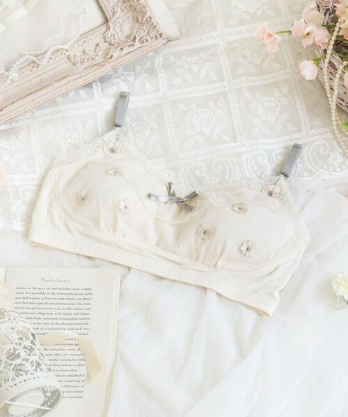 Risa Magli / リサマリ ブラ | ラーレ おやすみブラ (M-L)（アイボリー(004)）