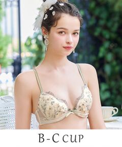 Risa Magli / リサマリ ブラ | ラーレ ブラジャー (B-C) ＜リサマリミラクル谷間ブラ＞