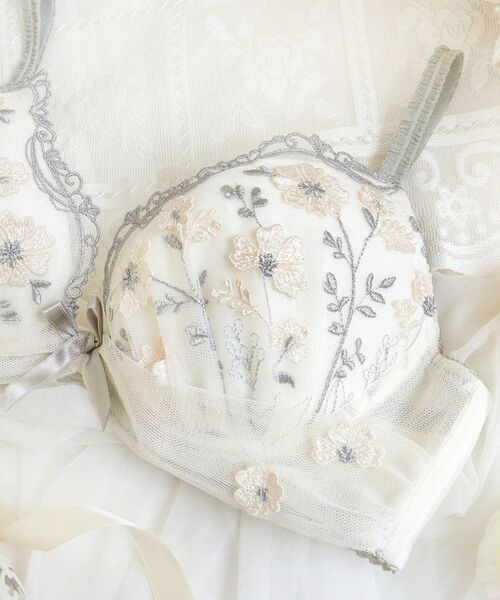 Risa Magli / リサマリ ブラ | ラーレ ブラジャー (B-C) ＜リサマリミラクル谷間ブラ＞ | 詳細6