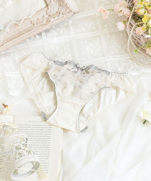 Risa Magli / リサマリ ショーツ | ラーレ ノーマルショーツ（アイボリー(004)）