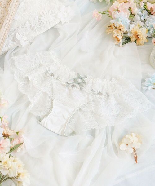 Risa Magli / リサマリ ショーツ | フェナ フレアショーツ（ホワイト(001)）