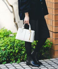 センターステッチハンドバッグ