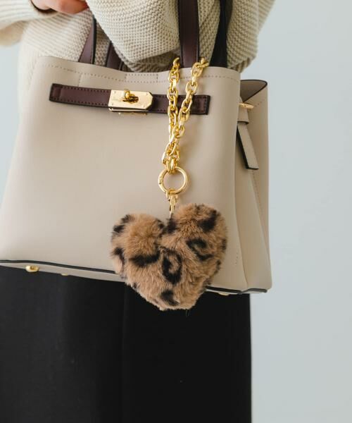 RODE SKO / ロデスコ キーホルダー・ストラップ | フラッフィハートチャーム | 詳細2