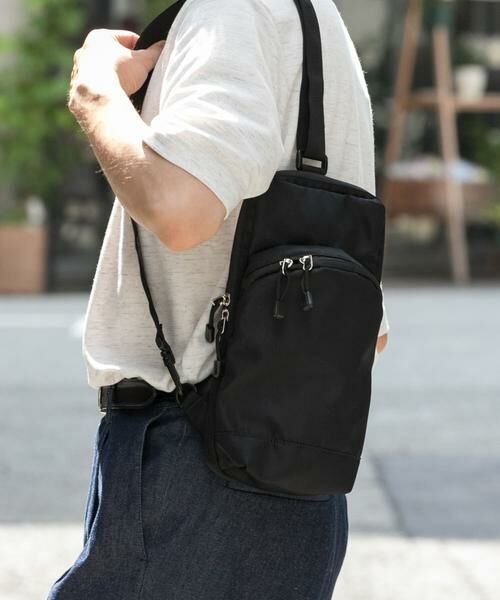 RODE SKO / ロデスコ ショルダーバッグ | パラコードスクエアボディバッグ | 詳細2