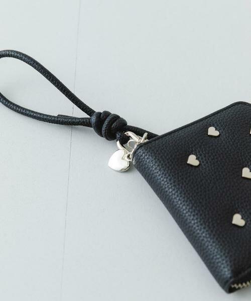 RODE SKO / ロデスコ 財布・コインケース・マネークリップ | ハートスタッズ二つ折りミニ財布 | 詳細2