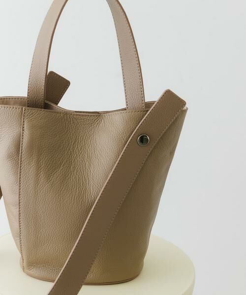 RODE SKO / ロデスコ ショルダーバッグ | 『別注』BEAURE×RODESKO　カウレザー2ベルトバケツバッグ | 詳細10