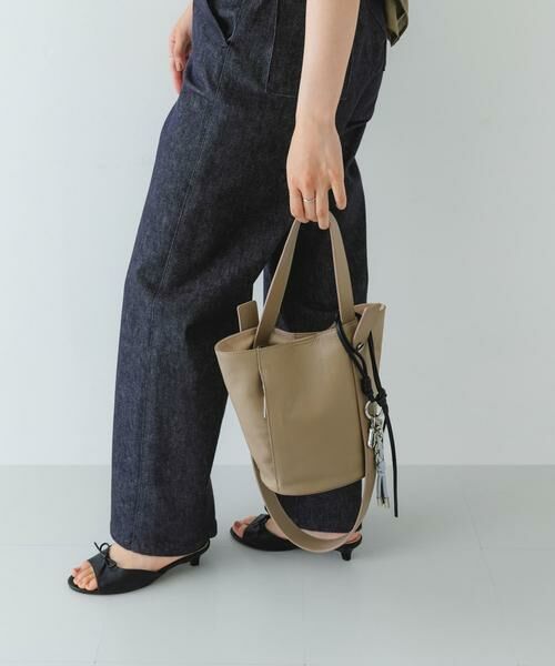 RODE SKO / ロデスコ ショルダーバッグ | 『別注』BEAURE×RODESKO　カウレザー2ベルトバケツバッグ | 詳細4