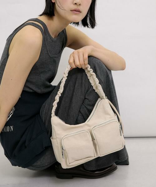 RODE SKO / ロデスコ ショルダーバッグ | hun RODESKO　Gather pocket（オフホワイト）