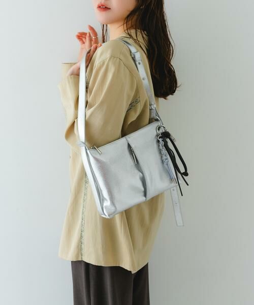 RODE SKO / ロデスコ ショルダーバッグ | BEAURE　カウレザー3WAYショルダーバッグ（シルバー）