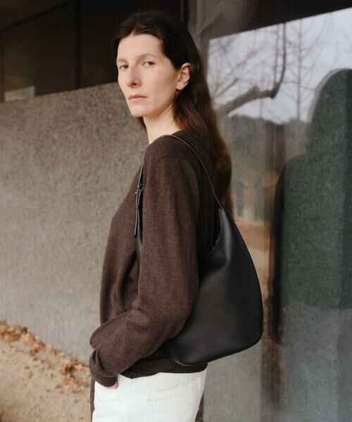 RODE SKO / ロデスコ ショルダーバッグ | ROH Seoul　MEDIUM AROUND HOBO BAG | 詳細1
