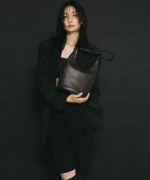 RODE SKO / ロデスコ ショルダーバッグ | ROH Seoul　MEDIUM AROUND HOBO BAG | 詳細5