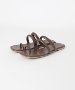 ダブルストラップサンダル