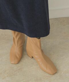 バックファスナーショートブーツ