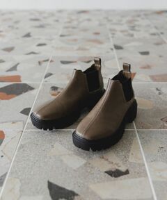 ショートサイドゴアブーツ