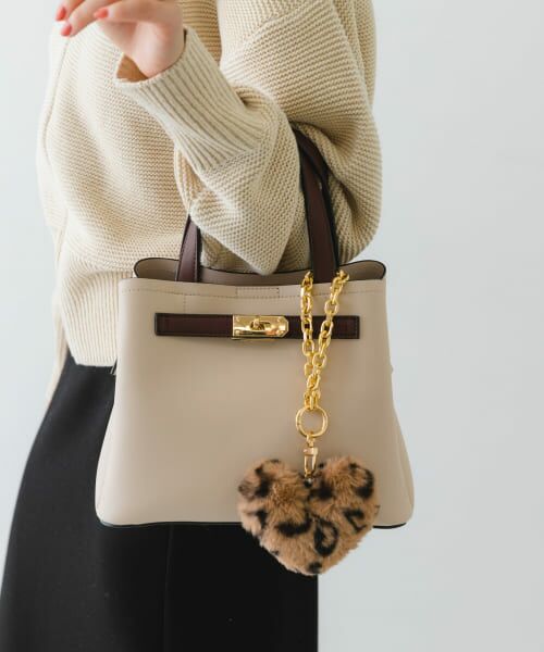 ＊＊RODE SKO / ロデスコ キーホルダー・ストラップ | フラッフィハートチャーム（LEO）