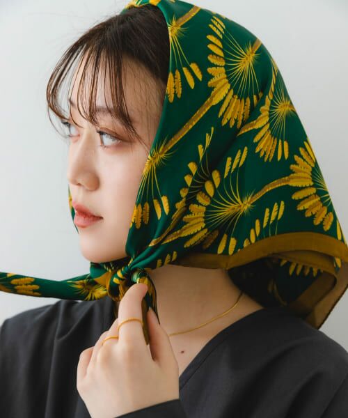 スカーフ　ritsukokarita 24SS ritsukokarita_official 艶々scarf🩶🪽