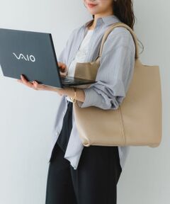センターステッチVカットトートバッグ