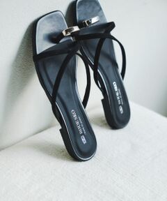 『MADE IN JAPAN』プチメタルクロスフラットサンダル