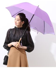 毎年人気のROPE'のロング傘は、持ちやすいバンブーハンドルにとタッセルチャームがポイント。<br>シンプルながら、傘をもつ姿を女性らしく美しく見せてくれます。<br><br>今季は上品なカラーのパープルなど、雨の日に気分をあげてくれるカラーリングが〇プレゼントにも最適です！<br><br>※ワンタッチ仕様ではありません（開く際は手動です）<br><br>※画像の商品はサンプルです。 実際の商品と仕様、加工、サイズが若干異なる場合がございます。<br><br>ROPE'の商品は、ROPE'実店舗のみの取り扱いになります。<br>