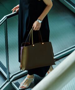 【WEB限定】【E'POR】【A4対応】Y BAG Medium+