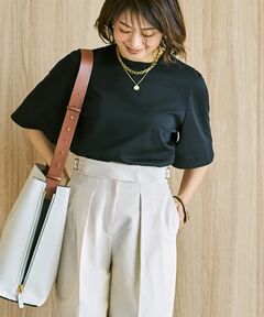 【高評価】【エディター三尋木奈保さんコラボ】大人きれいめ ツヤ感Tシャツ