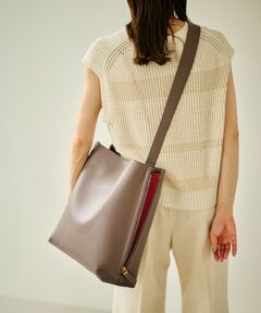 【A4対応】【通勤】【E'POR】Y BAG Shoulder Large（サイドジップショルダーバッグ）【WEB限定/一部店舗限定】【雑誌掲載】