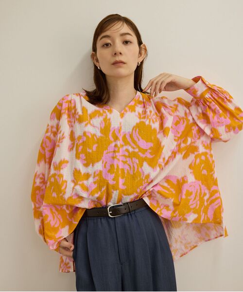 ROPE'/ロペ 【DEVEAUX(デヴォー)】別注ボカシフラワーボリュームスリーブブラウス/洗える オレンジ系(71) F ROPE'/ロペ 【DEVEAUX(デヴォー)】別注ボカシフラワーボリュームスリーブブラウス/洗える オレンジ系(71) F