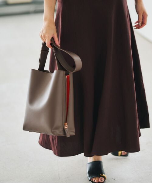E'POR】Y BAG Shoulder Medium【軽量】【25AW】 （ショルダー