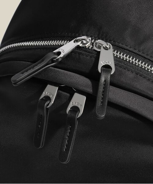 【E’POR】ROPE ブラッ 大人リュック 新品 未使用 タグ付き E'POR】ROPE ブラッ 大人リュック 新品 未使用 タグ付き