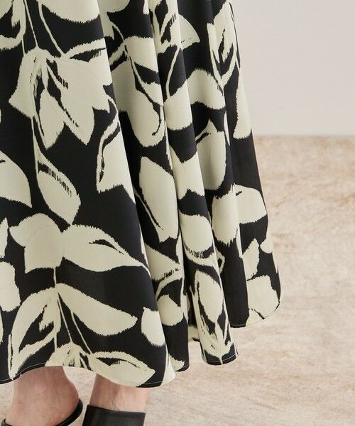 ROPE' / ロペ ミニ・ひざ丈スカート | DEVEAUXジオメトリックフラワーイージースカート | 詳細14