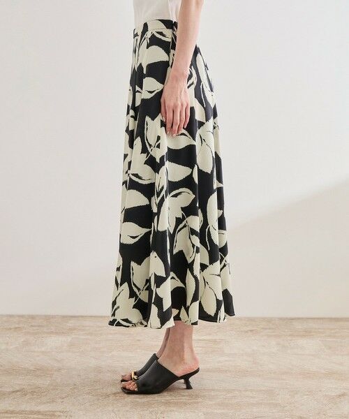 ROPE' / ロペ ミニ・ひざ丈スカート | DEVEAUXジオメトリックフラワーイージースカート | 詳細8