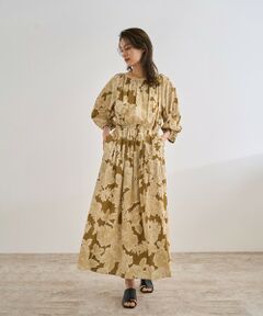 ROPE' / ロペ ロング・マキシ丈ワンピース | 【DEVEAUX（デヴォー）】別注ボカシフラワーウエストギャザーワンピース/洗える