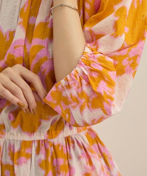 ROPE' / ロペ ロング・マキシ丈ワンピース | 【DEVEAUX（デヴォー）】別注ボカシフラワーウエストギャザーワンピース/洗える | 詳細17