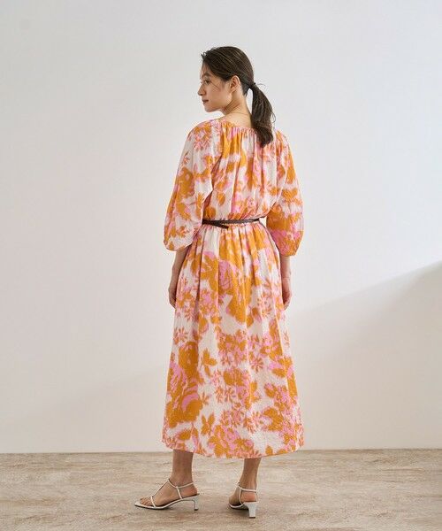 ROPE' / ロペ ロング・マキシ丈ワンピース | 【DEVEAUX（デヴォー）】別注ボカシフラワーウエストギャザーワンピース/洗える | 詳細3