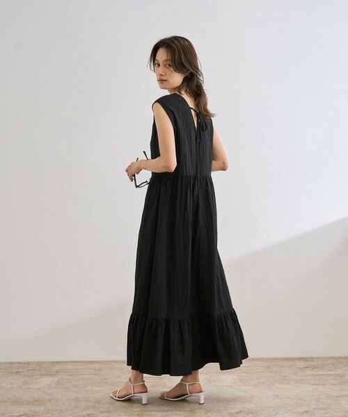 ROPE' / ロペ ロング・マキシ丈ワンピース | 【WEB・一部店舗限定】バックシャンティアードワンピース/洗える | 詳細1