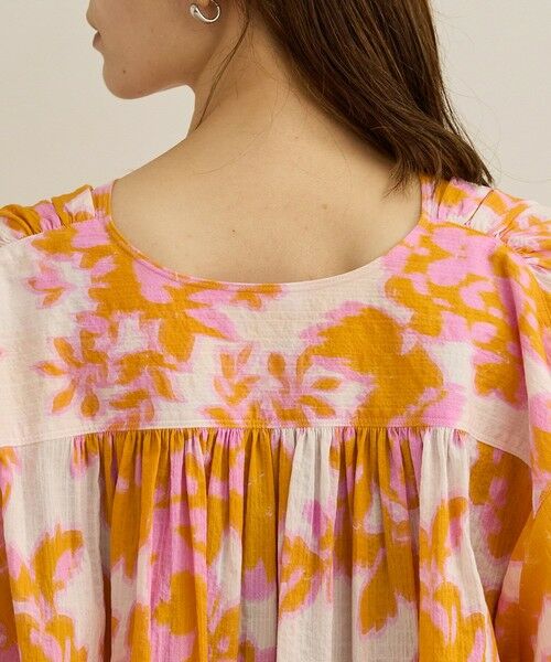 ROPE' / ロペ シャツ・ブラウス | 【DEVEAUX（デヴォー）】別注ボカシフラワーボリュームスリーブブラウス/洗える | 詳細4