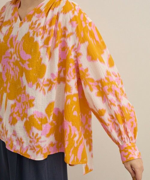 ROPE' / ロペ シャツ・ブラウス | 【DEVEAUX（デヴォー）】別注ボカシフラワーボリュームスリーブブラウス/洗える | 詳細6