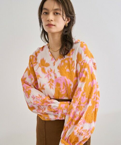ROPE' / ロペ シャツ・ブラウス | 【DEVEAUX（デヴォー）】別注ボカシフラワーボリュームスリーブブラウス/洗える | 詳細18
