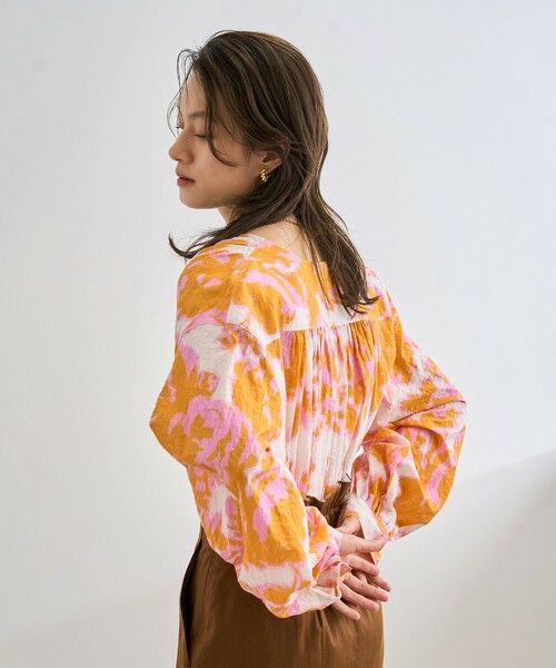 ROPE' / ロペ シャツ・ブラウス | 【DEVEAUX（デヴォー）】別注ボカシフラワーボリュームスリーブブラウス/洗える | 詳細19