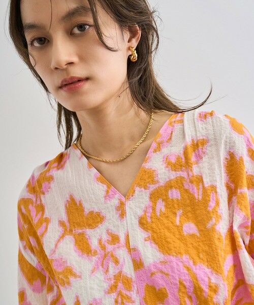 ROPE' / ロペ シャツ・ブラウス | 【DEVEAUX（デヴォー）】別注ボカシフラワーボリュームスリーブブラウス/洗える | 詳細24