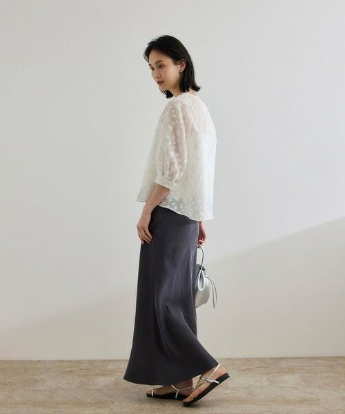 ROPE' / ロペ シャツ・ブラウス | 【WEB・一部店舗限定】フラワージャガードブラウス【セットアップ対応】/洗える | 詳細3