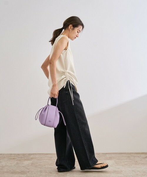 ROPE' / ロペ シャツ・ブラウス | 【洗える】バックサテンドロストVネックブラウス【WEB・一部店舗限定】 | 詳細2