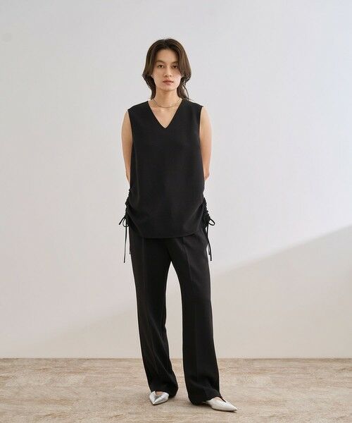 ROPE' / ロペ シャツ・ブラウス | 【洗える】バックサテンドロストVネックブラウス【WEB・一部店舗限定】 | 詳細7