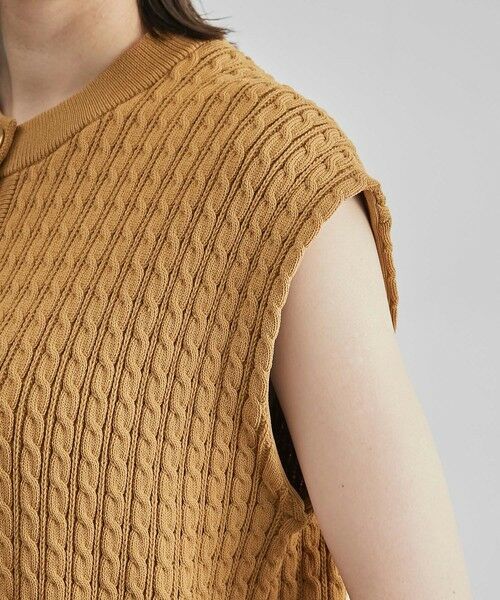 ROPE' / ロペ ベスト | メタルボタン付きケーブルニットベスト | 詳細12