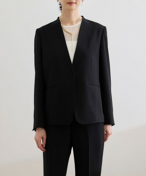 ROPE' / ロペ ノーカラージャケット | トリアセバックサテン ジャケット【オフィス/通勤/セットアップ対応】/洗える | 詳細10