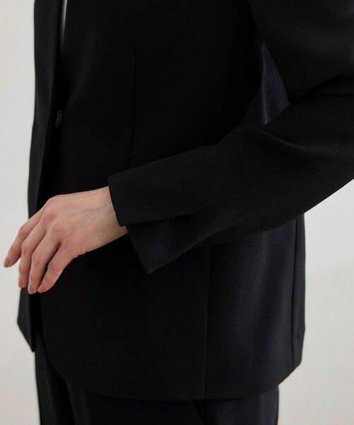 ROPE' / ロペ ノーカラージャケット | トリアセバックサテン ジャケット【オフィス/通勤/セットアップ対応】/洗える | 詳細14