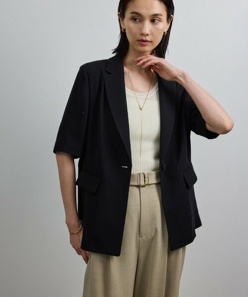 ROPE'/ロペ 【洗える・カセット服・新色追加】トリアセバックサテン ハーフスリーブジャケット/セットアップ対応 ブラック(01) 38 ROPE'/ロペ 【洗える・カセット服・新色追加】トリアセバックサテン ハーフスリーブジャケット/セットアップ対応 ブラック(01) 38