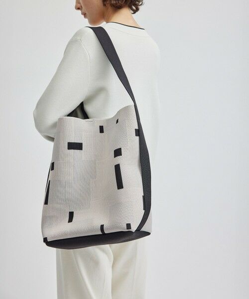 ROPE' / ロペ ショルダーバッグ | ジャガードバッグ(Bernice bag_バーニスバッグ)/A4対応・通勤 | 詳細1