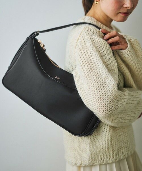 ROPE'/ロペ 【E'POR】 C BAG Medium【超軽量】 ブラック(01) F ROPE'/ロペ 【E'POR】 C BAG Medium【超軽量】 ブラック(01) F